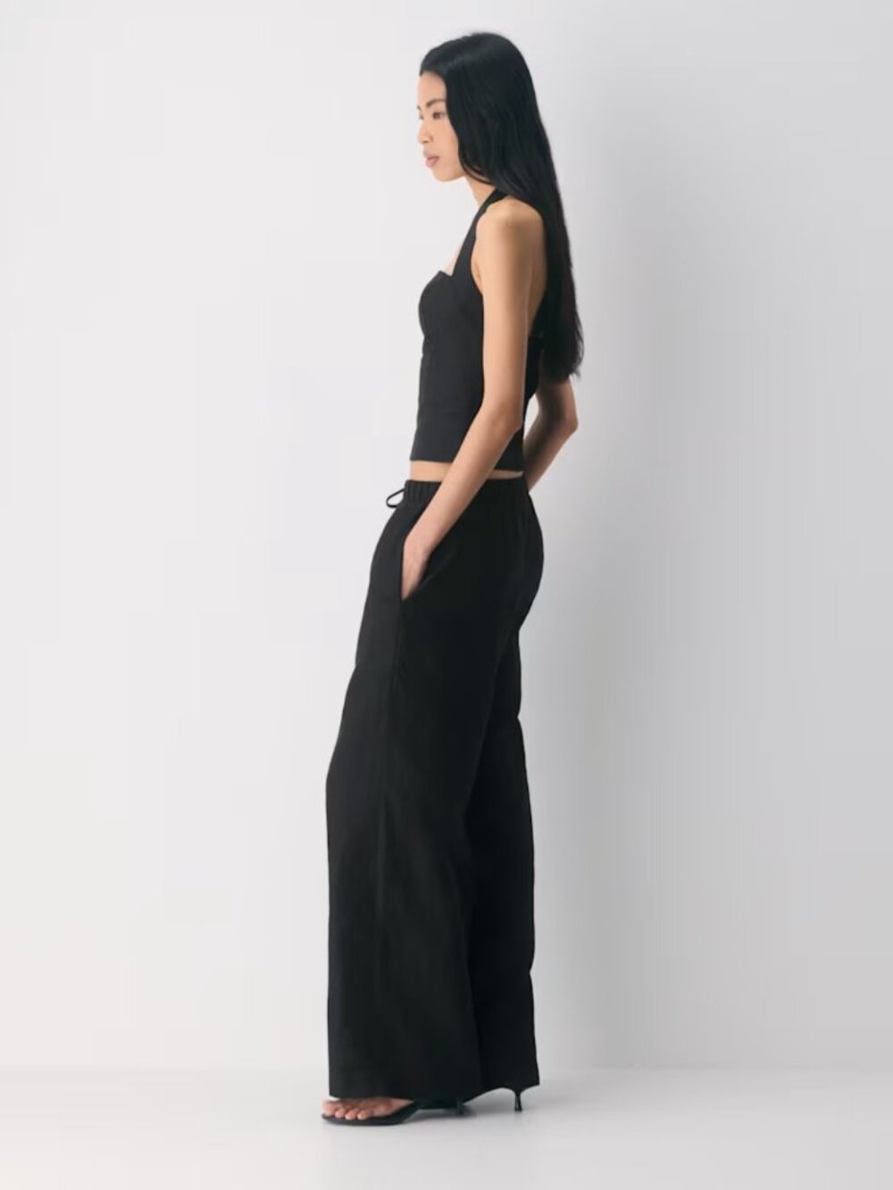 NWT Aritzia WILFRED CruiseLinen Lodge Black 2XS